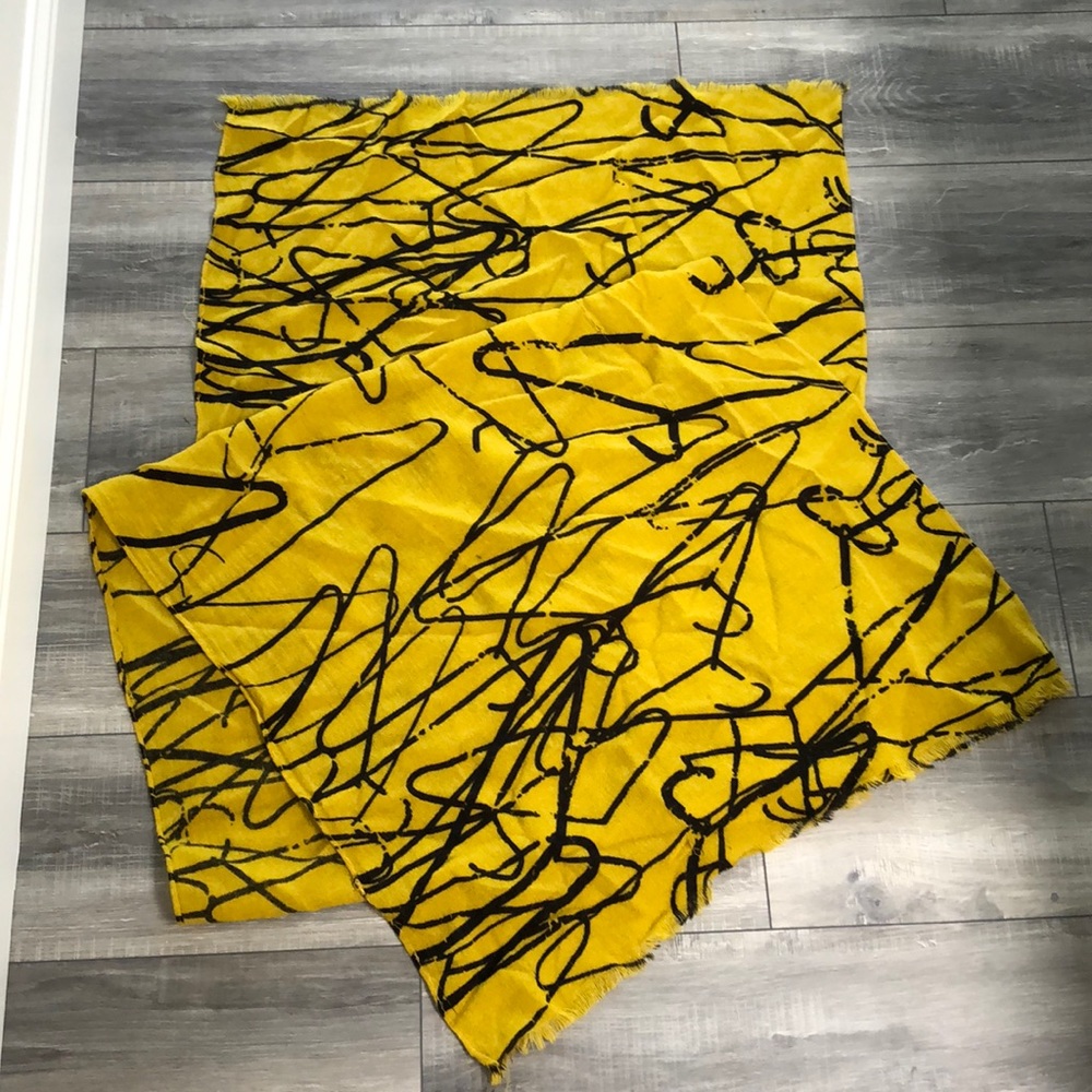Graphic scarf - Picture 3 of 3
